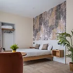 Pontenuovo Bed 4* Неаполь
