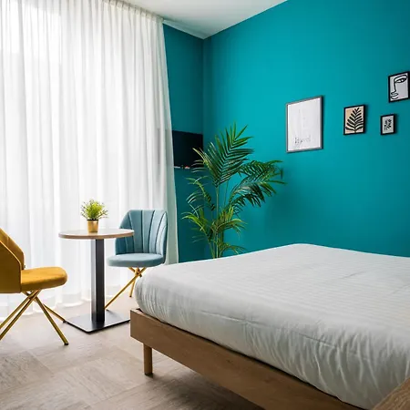 Pontenuovo Bed 4* Неаполь