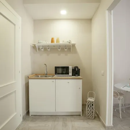 Pontenuovo Bed ナポリ